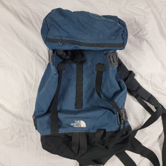 The North Face Adults Blue Black Hiking Backpack Camping Trails Summer Travel - Picture 1 of 8